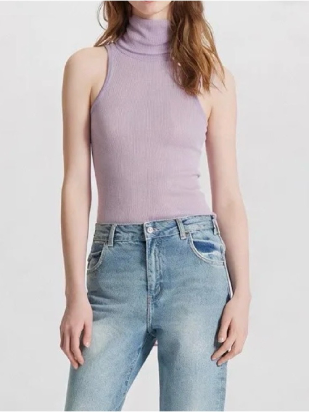 THEO Ribbed Sleeveless Turtleneck Tank Top in Light Lavender